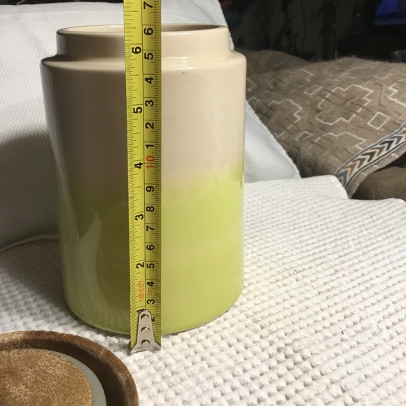 Vintage 6.5” Ombre Canister/Jar with Sealed Wooden Lid - Picture 6 of 8